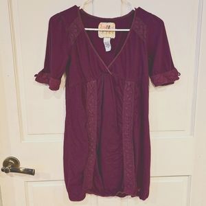 Billabong dress with button sleeve detail